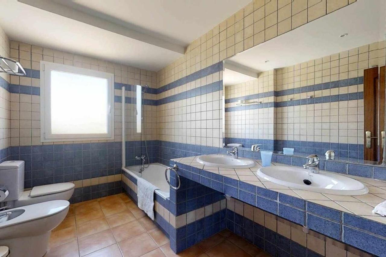 Anju Villas Villa At 100 Meters Far Of The Beach Corralejo Exterior photo